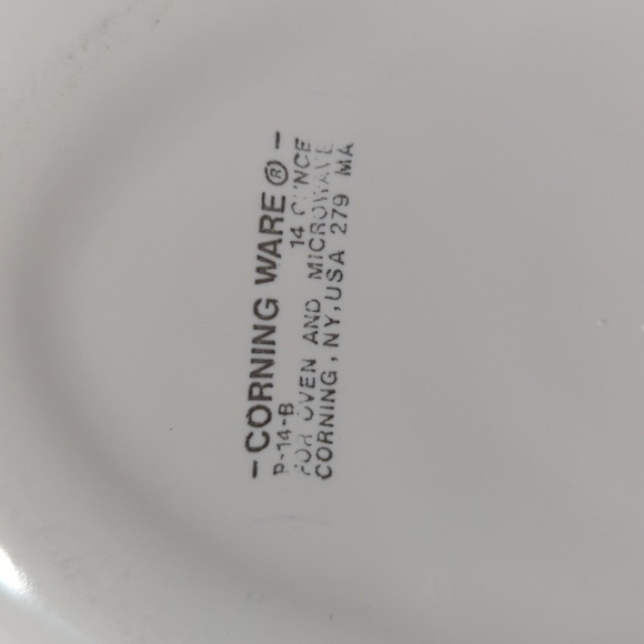 Corning Ware White Casserole Dish B-14-B 14 ounce - Picture 7 of 7